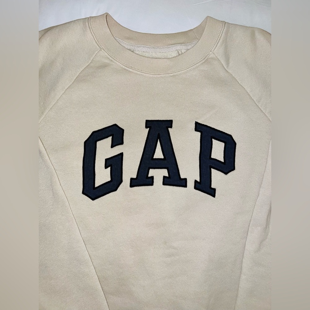 GAP Moonstone Beige Vintage Soft Raglan Sweatshirt - Picture 7 of 14